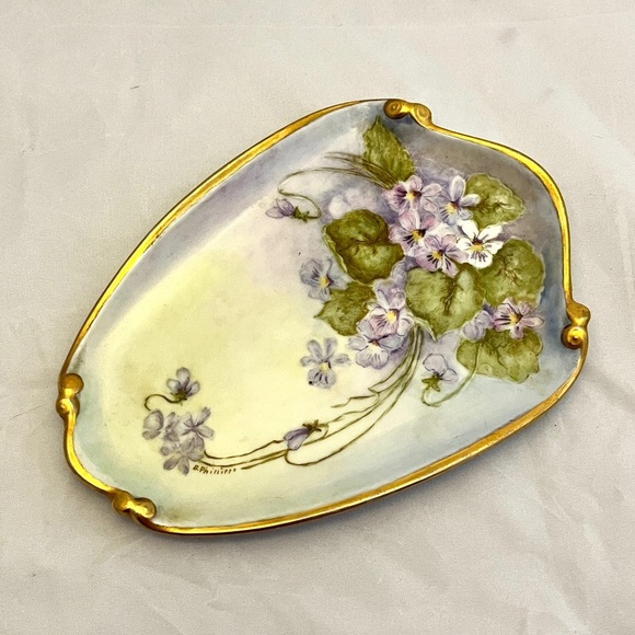 Unmarked Other - Vanity Dish w/ Violets Floral Hand-Painted & Signed by B. Phillippe, VTG EUC